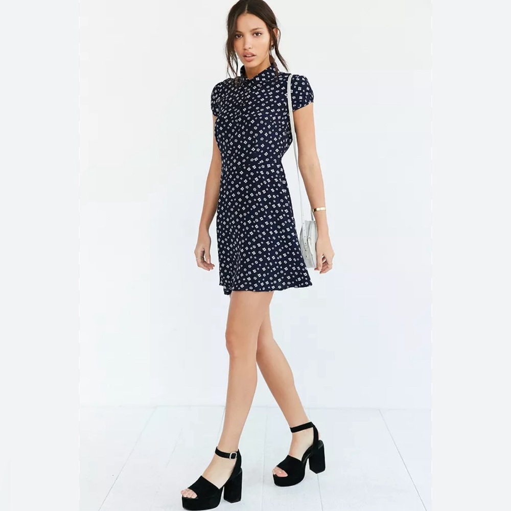 Kimchi Blue Rosebud Button Down Navy Dress